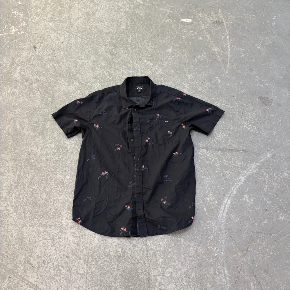 BILLABONG AOP BUTTON DOWN TEE
